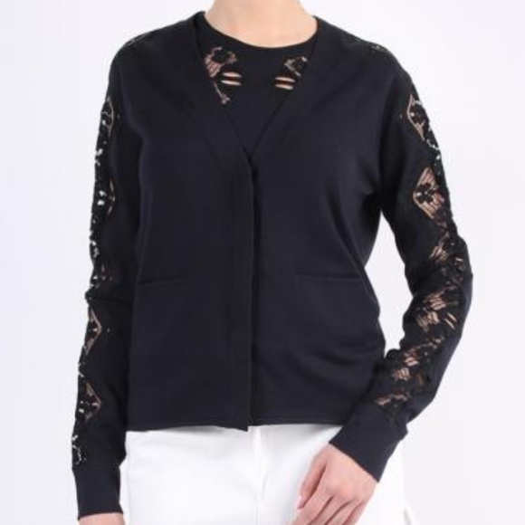 🌸Chloe🌸 EUC Gorgeous Lace Insert Cream Sweater - Picture 2 of 8